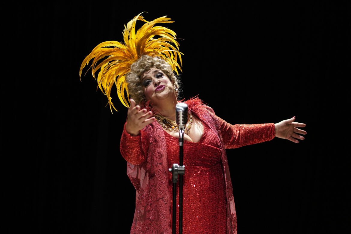 Ventilador de talentos – Dercy BH 2023 – Foto Divulgação (Heloísa Bortz) (7) em 08 03 23