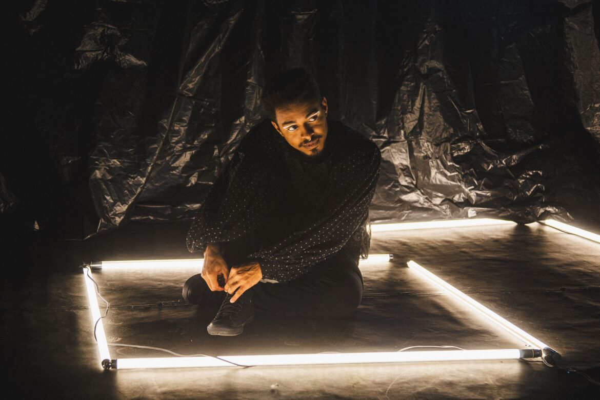 9 – Teatro Decomposto – Foto Matheus Soriedem